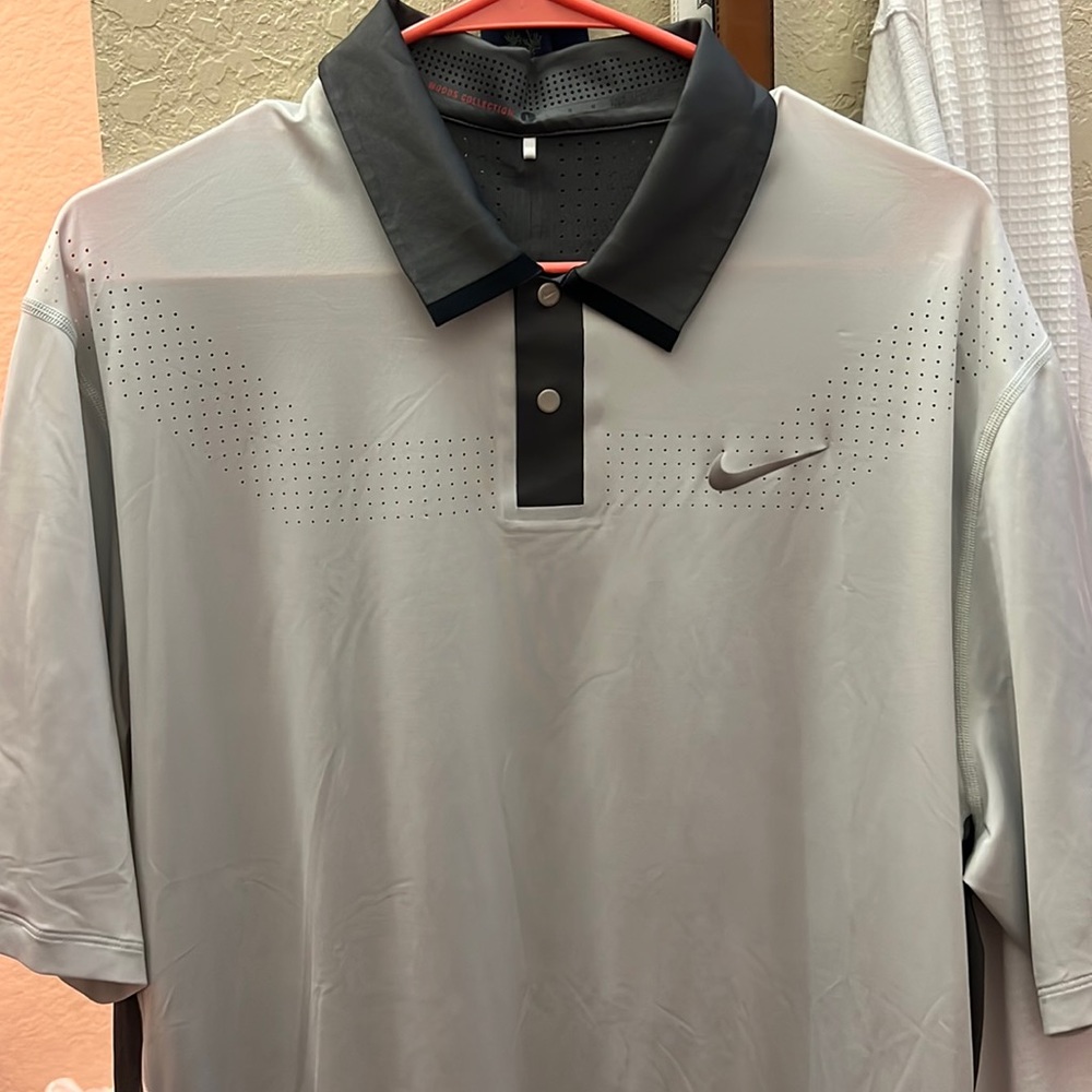 Nike Tiger Woods Collection Golf Shirt